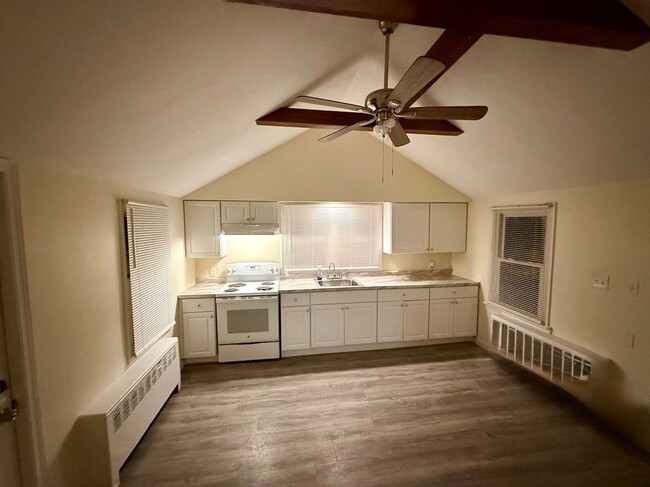 Photo - 203 Berkshire Dr