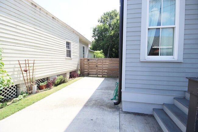 Photo - 1225 Clouet St