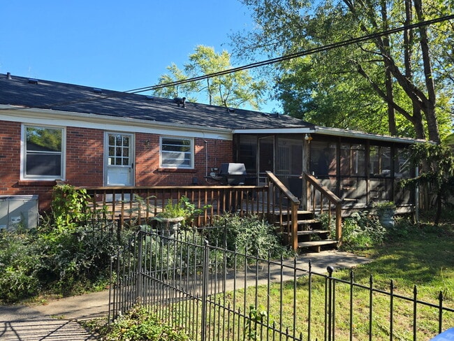 Photo - 236 Norway St