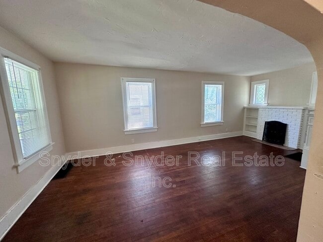 Photo - 700 Noble Ave