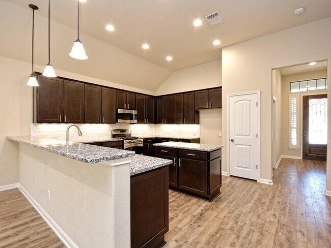 Photo - 2216 Lookout Range Dr