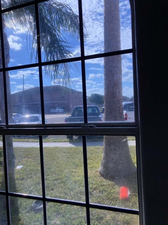 Photo - 910 English Ave