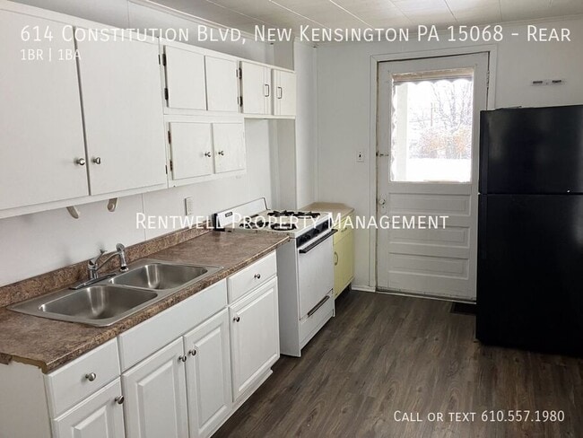 Photo - 614 Constitution Blvd Unit Rear