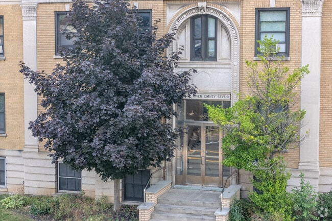 Photo - St. Clare Apartments