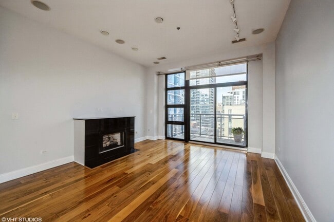 Photo - 1111 S Wabash Ave Condo Unit 23D