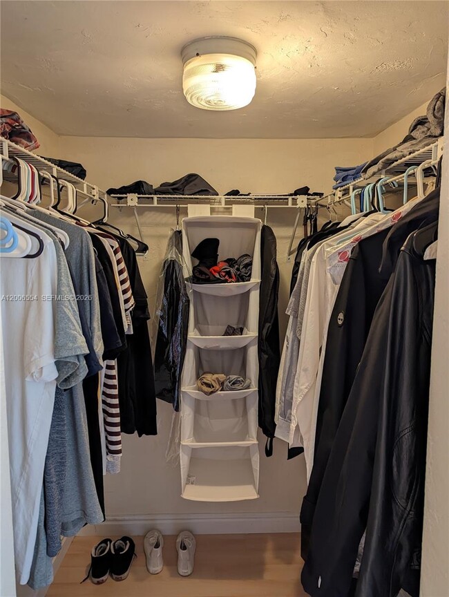 Photo - 1205 Mariposa Ave Unit 409