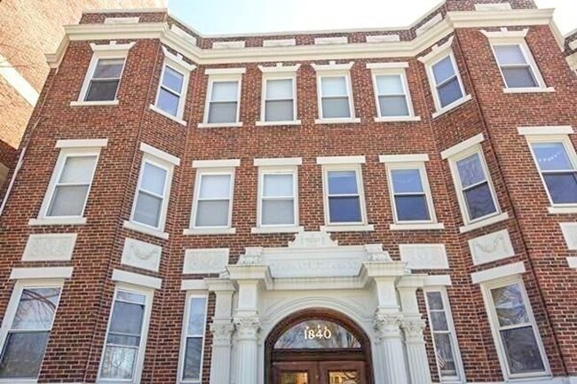 HOT Brighton Listing! - HOT Brighton Listing! Condo