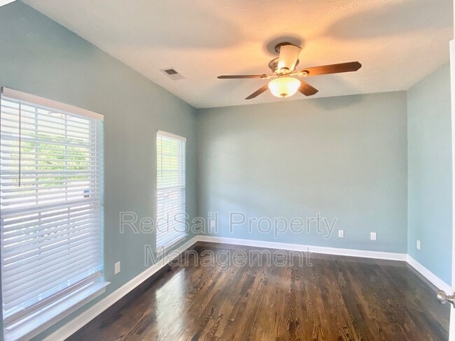 Photo - 13326 Harbor Dr