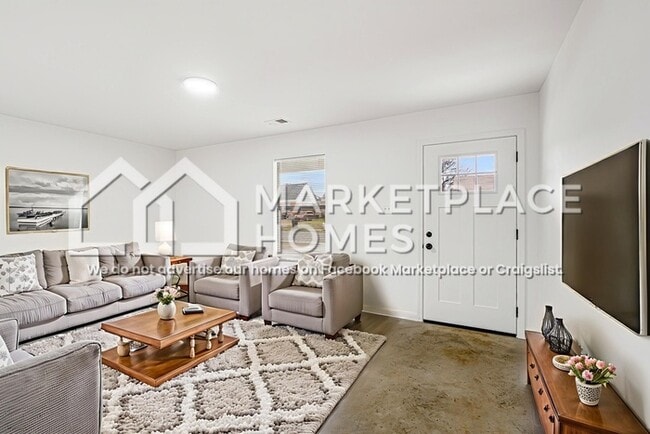 Photo - 851 Kippley St