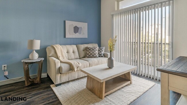 Building Photo - 1711 Caroline St