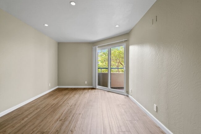 Photo - Cutest Condo on the Market! Unit 127