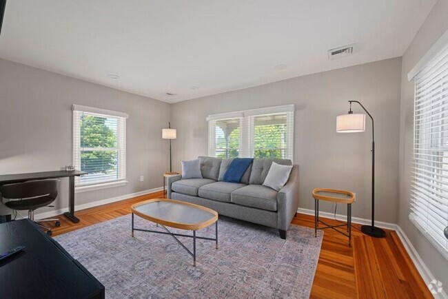 Building Photo - 22 Lincoln Ave Unit #2 Rental