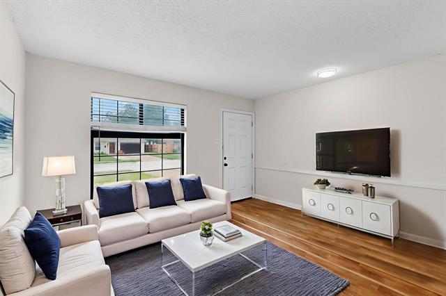 Photo - 1225 Briarcove Dr
