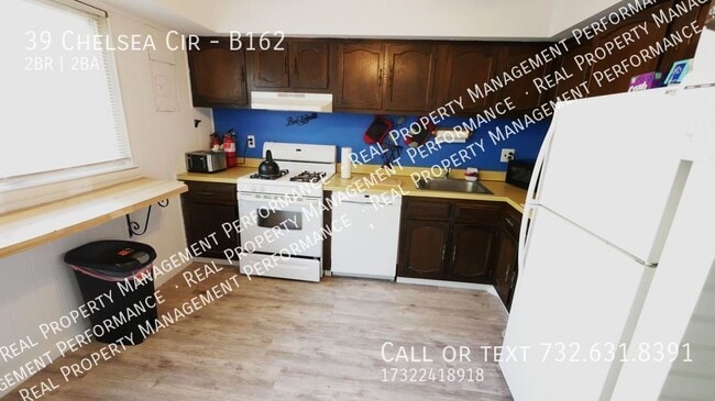 Photo - 39 Chelsea Cir