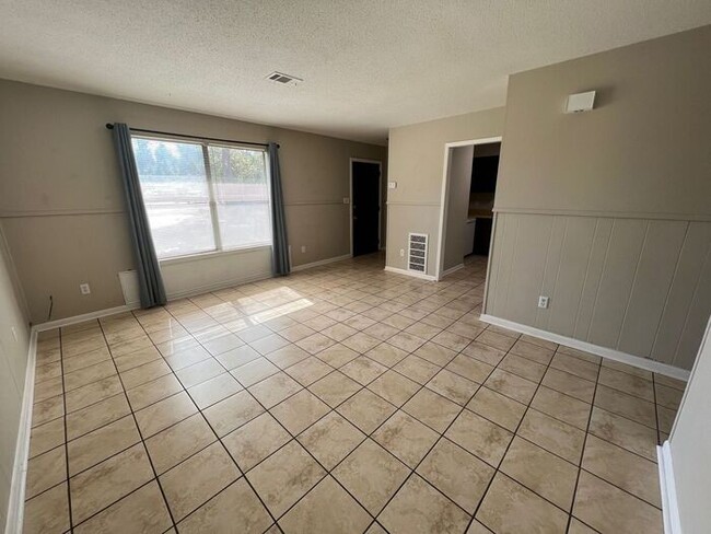 Photo - Gulf Breeze - Green Briar Estates - 1 bedroom, 1 bathroom