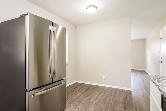 Photo - 507 Green Valley Dr