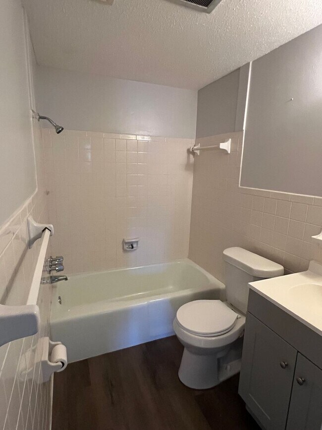 Photo - 2/1 Duplex in Punta Gorda