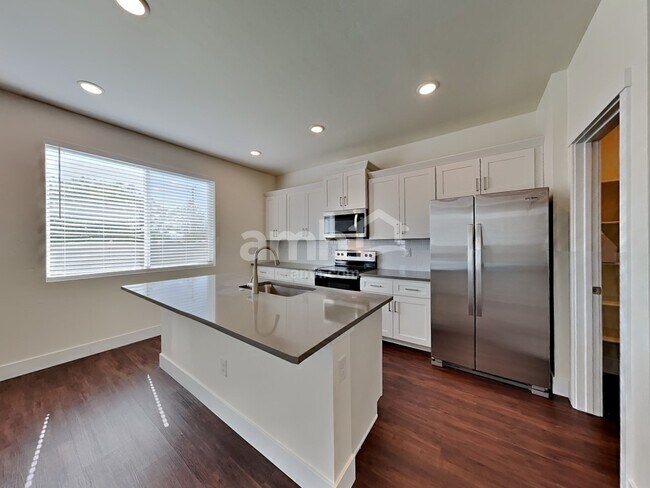 Photo - 7710 Brenden St SW