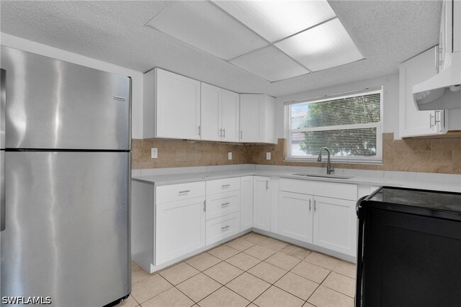 Photo - 421 SE 24th Ave