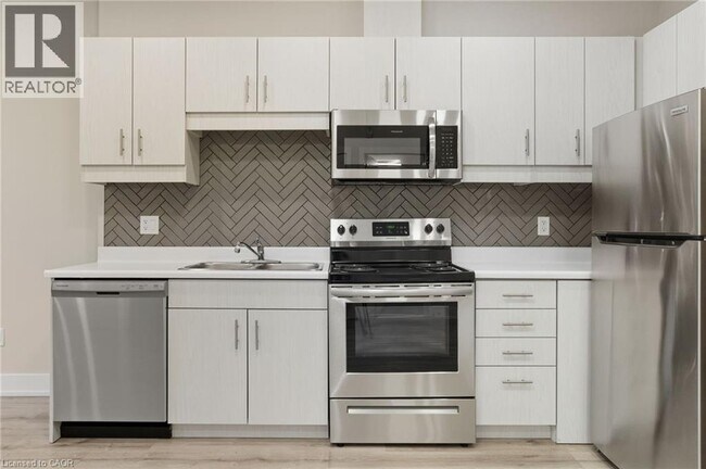 Photo - 2668 Binbrook Rd Unité 204