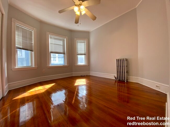 Photo - 14 Dalrymple St Unit 3