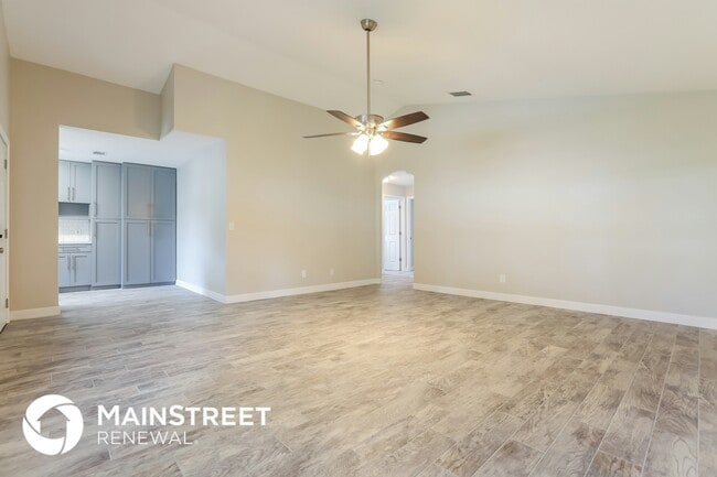 Photo - 4588 Pike Ave