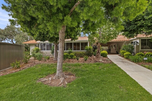 Building Photo - Laguna Woods 55+