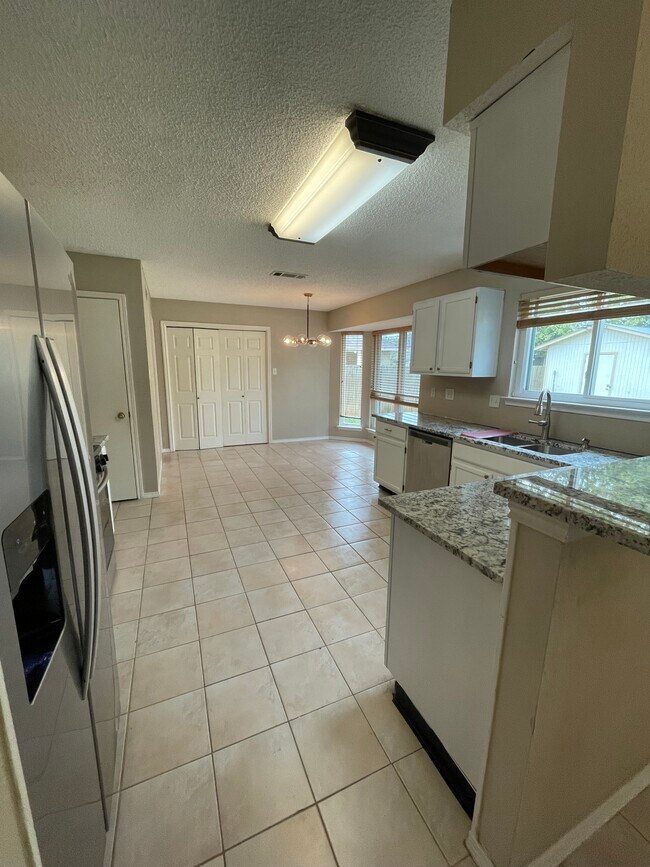 Photo - 507 Eaglecreek Dr