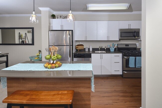 Building Photo - Falls Village Rental