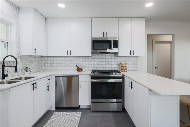 Photo - 5005 Avenue F Apartamento Unidad #A