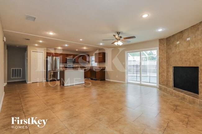 Photo - 3810 Treadway Dr