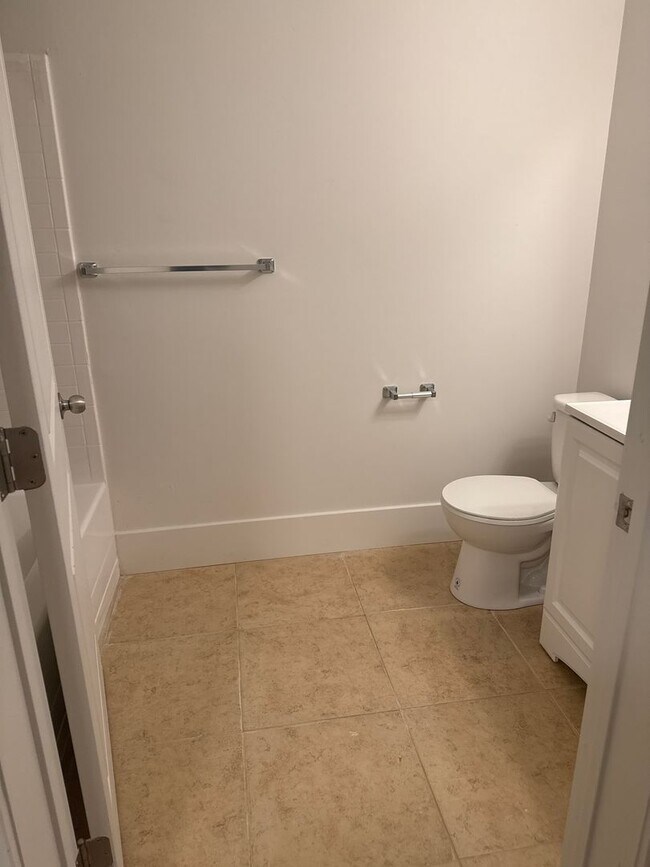 Photo - ***Move in Special***