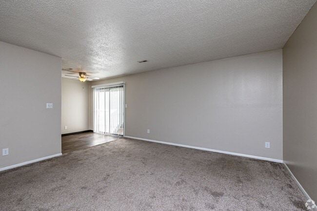 Oakbrook Terrace Apartments