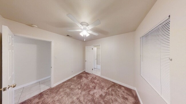 Photo - 11942 Douglas St Unit Front House