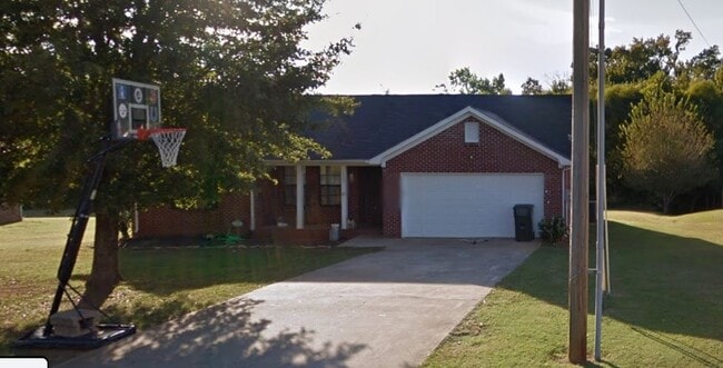 Photo - 137 Laredo Cir