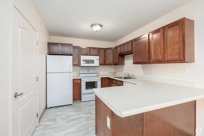 2BR, 1BA - 825SF - Kitchen