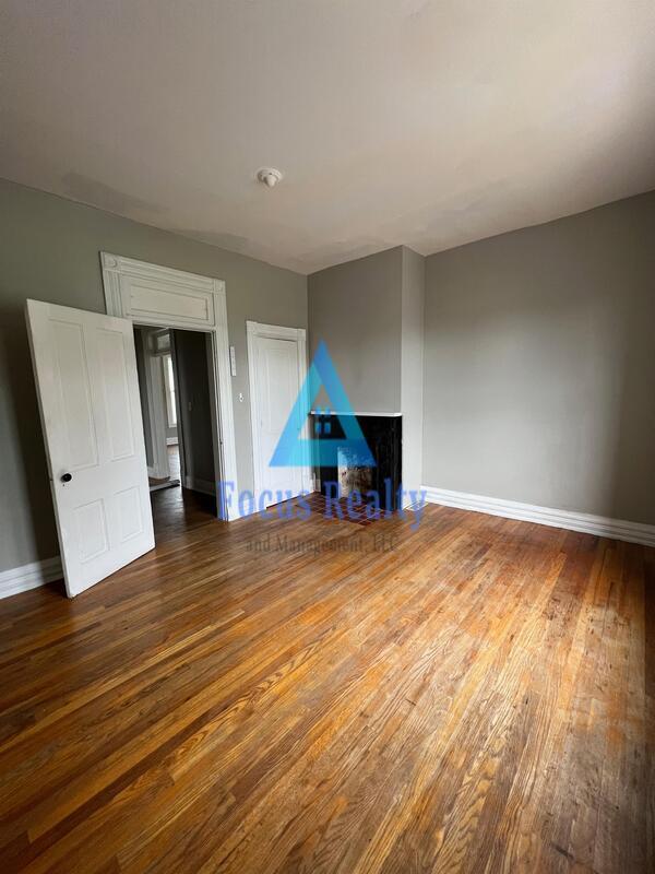 235.5 S High St Condo For Rent in Lancaster, OH