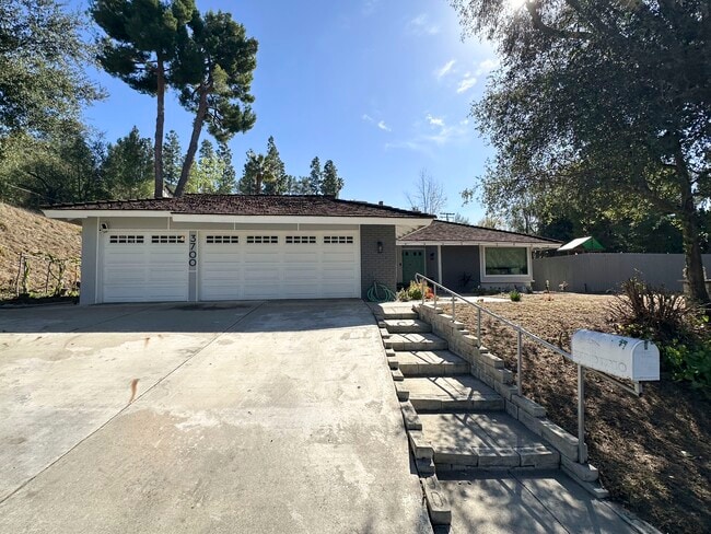 Photo - 3700 San Augustine Dr Casa