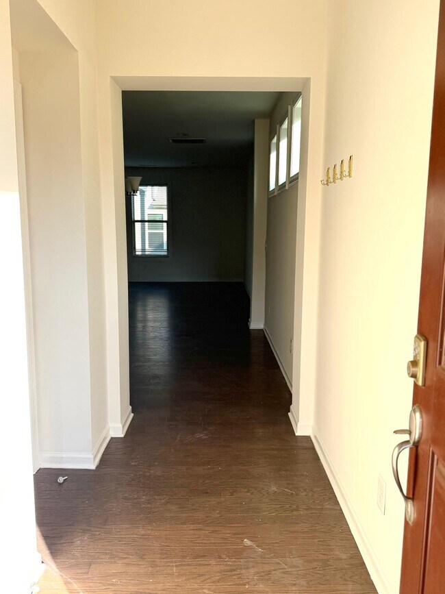 Photo - 1107 Lotus Lilly Dr