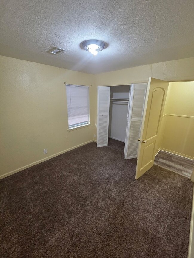 Photo - 4 bedroom 1.5 bathroom house!  HOUSING ACC...