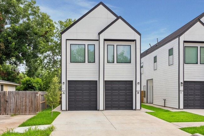 Building Photo - 4131 Mallow St Rental