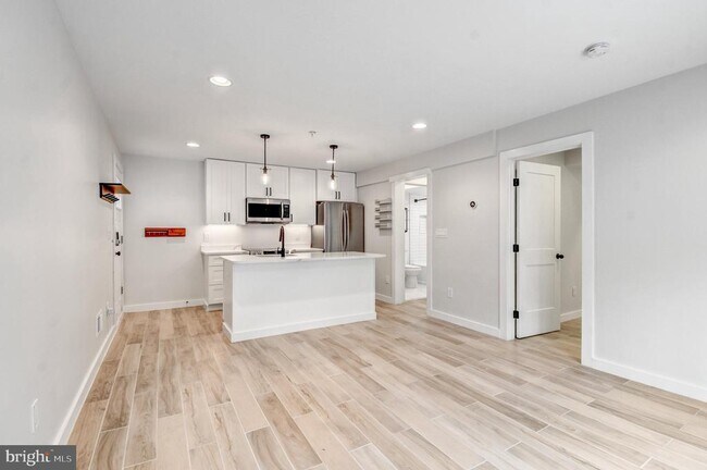 Photo - 5012 2nd St NW Unit 2