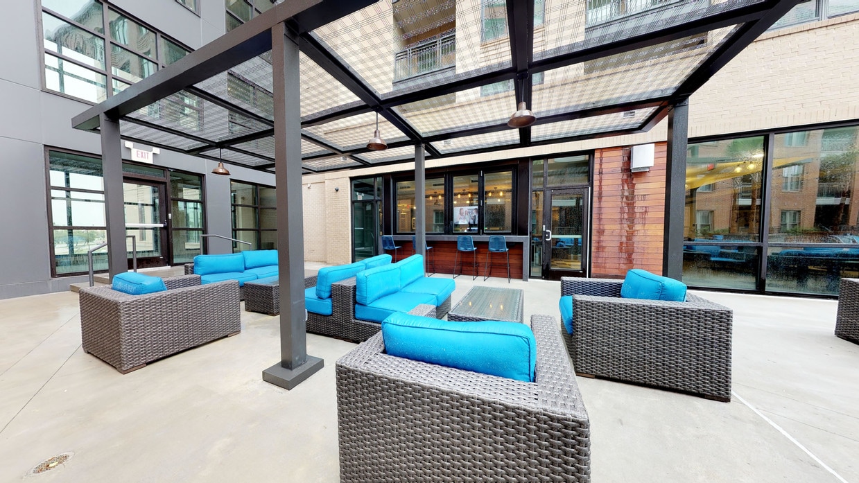 Photo - Caroline Apartments