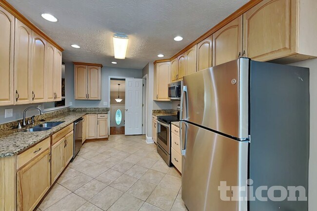Photo - 6583 Oakwood Dr