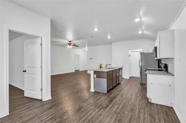 Photo - 1405 Jasper Gdn Ct