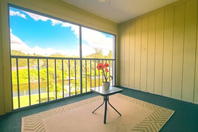Photo - 2124 N Tamiami Trl Unit 204
