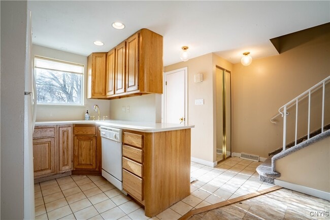 Photo - 67 Chestnut Rd