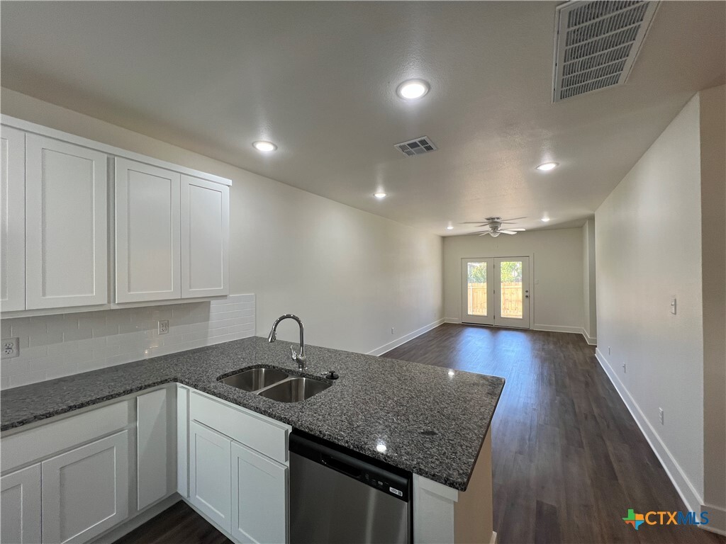 Photo - 1810 Royal Loop Townhome