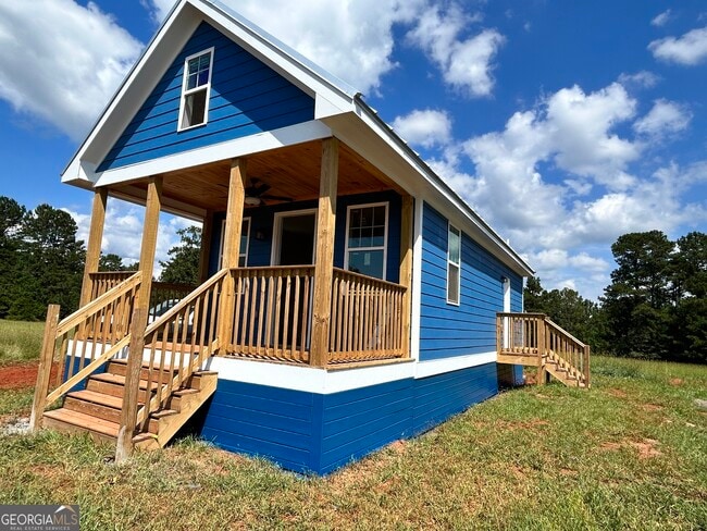 Photo - 2467 Smith Rd