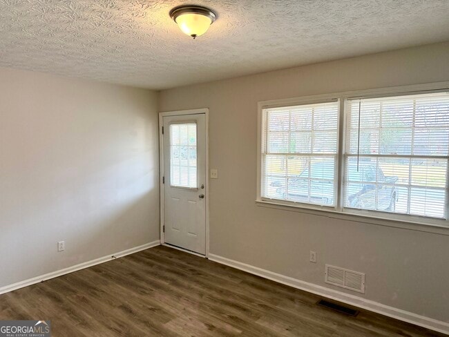 Photo - 88 Church St